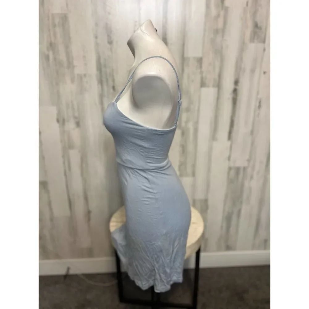 Blue flare dress - Picture 2 of 5